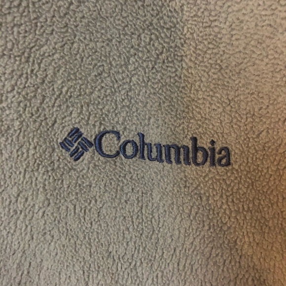 Men’s Columbia Vest! - Picture 3 of 3
